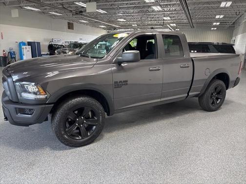2022 RAM 1500 Classic Warlock Quad Cab 4x4 6'4' Box