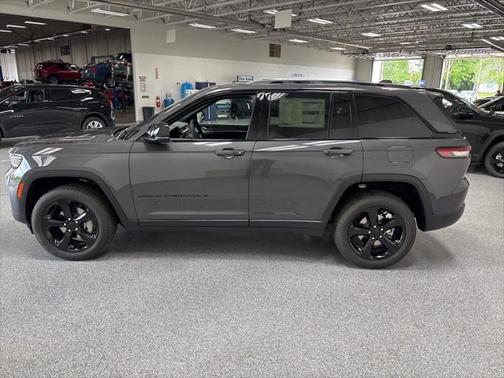 2025 Jeep Grand Cherokee Limited X