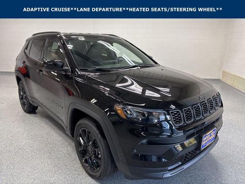 Diamond Black Crystal Pearlcoat 2026 Jeep Compass Latitude