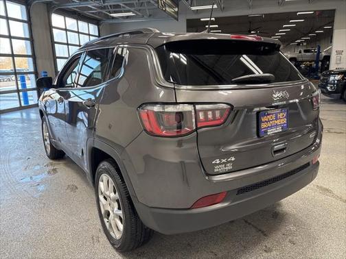 2022 Jeep Compass Latitude Lux