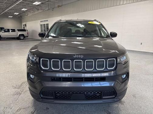 2022 Jeep Compass Latitude Lux