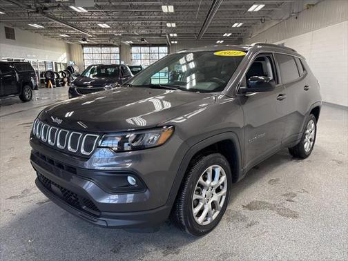 2022 Jeep Compass Latitude Lux