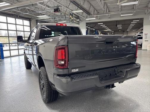 2025 RAM 2500 Big Horn Crew Cab 4x4 6'4' Box