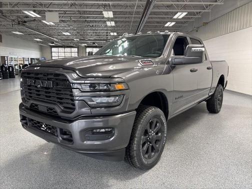 2025 RAM 2500 Big Horn Crew Cab 4x4 6'4' Box