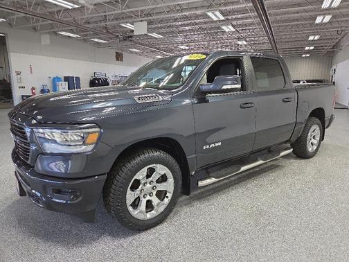 Maximum Steel Metallic Clearcoat 2019 RAM 1500 Big Horn