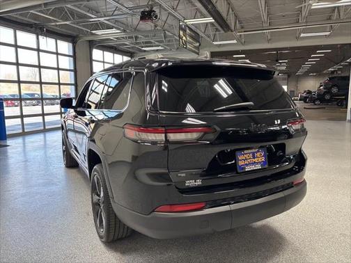 2022 Jeep Grand Cherokee L Altitude