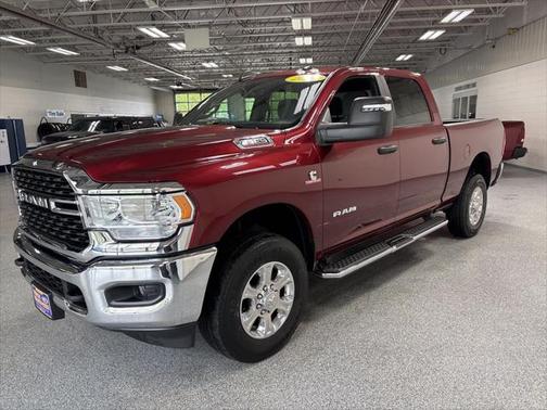 2024 RAM 2500 Big Horn Crew Cab 4x4 6'4' Box
