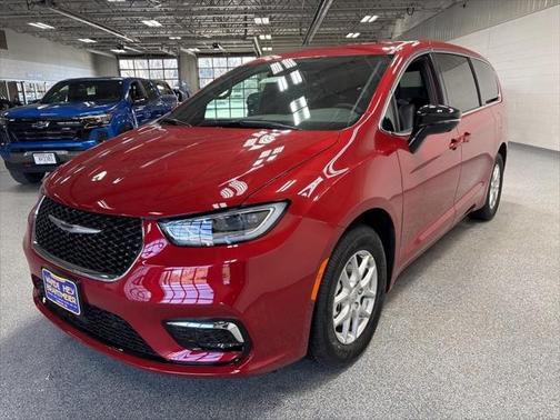 2025 Chrysler Pacifica L