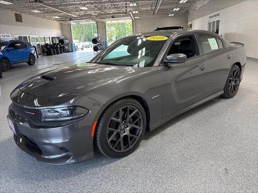 2019 Dodge Charger R/T