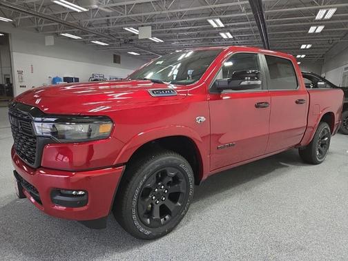 Molten Red Pearl-Coat Exterior Paint 2026 RAM 1500 Big Horn/Lone Star