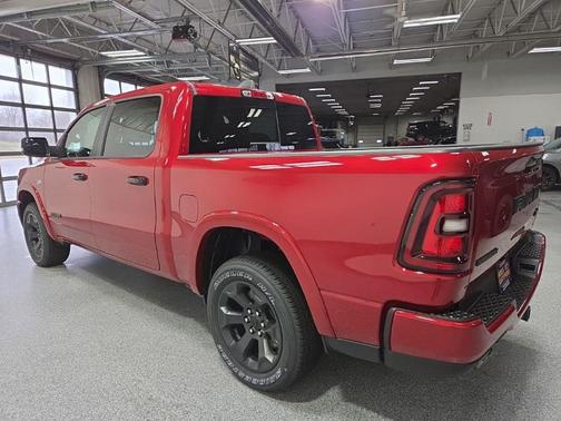 Molten Red Pearl-Coat Exterior Paint 2026 RAM 1500 Big Horn/Lone Star