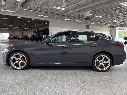 2019 Alfa Romeo Giulia Ti Sport
