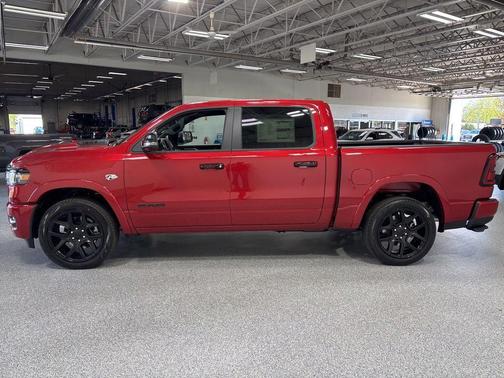Molten Red Pearl-Coat Exterior Paint 2026 RAM 1500 Laramie
