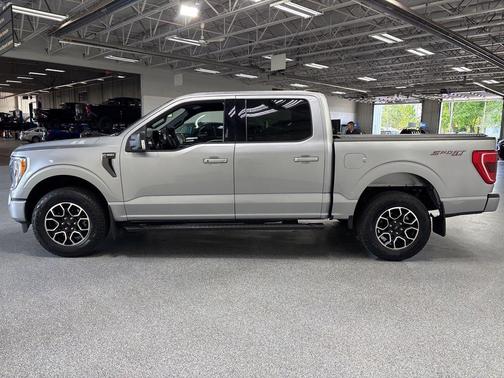Iconic Silver Metallic 2022 Ford F-150 XLT