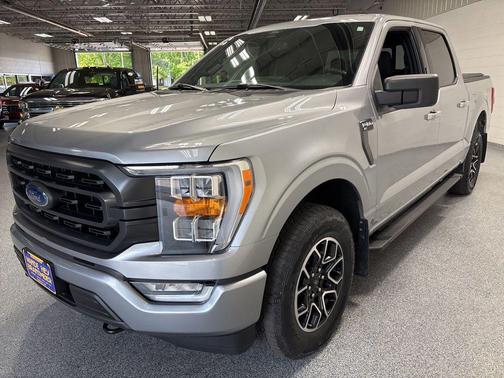 Iconic Silver Metallic 2022 Ford F-150 XLT