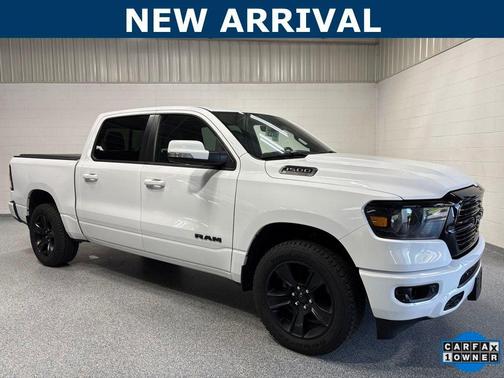 Bright White Clearcoat 2020 RAM 1500 Big Horn/Lone Star