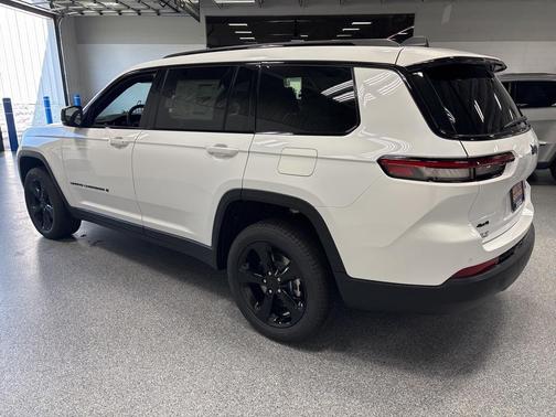 2025 Jeep Grand Cherokee Limited X