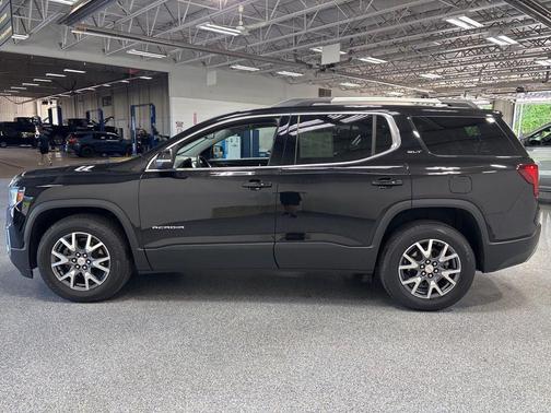 Ebony Twilight Metallic 2023 GMC Acadia AWD SLT