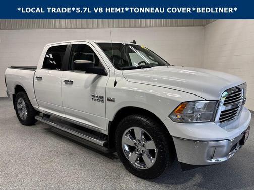Bright White Clearcoat 2017 RAM 1500 Big Horn