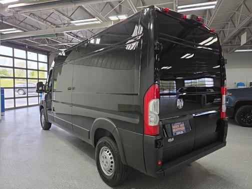 Black Clear-Coat Exterior Paint 2026 RAM ProMaster 3500 High Roof