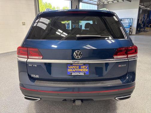 Tourmaline Blue Metallic 2022 Volkswagen Atlas 3.6L SE w/Technology
