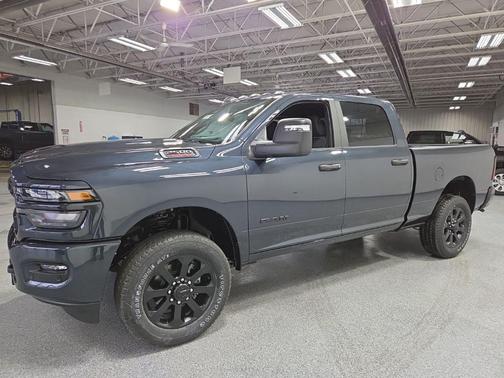 2026 RAM 2500 Big Horn Crew Cab 4x4 6'4' Box