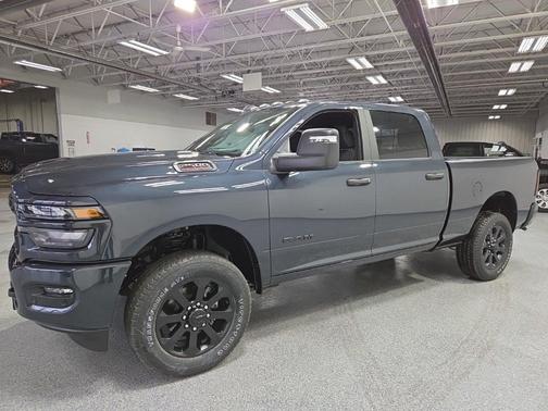 2026 RAM 2500 Big Horn Crew Cab 4x4 6'4' Box