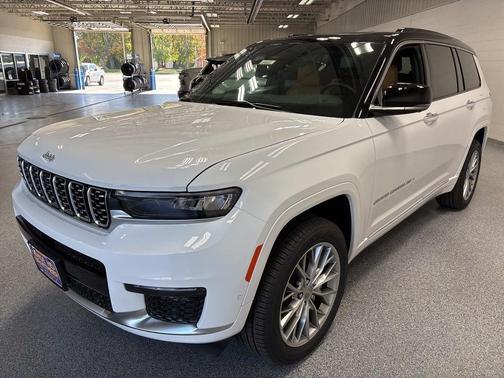 2025 Jeep Grand Cherokee Summit