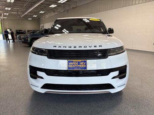 2023 Land Rover Range Rover Sport SE