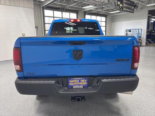 2022 RAM 1500 Classic Warlock Quad Cab 4x4 6'4' Box