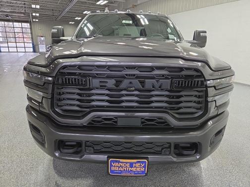 2026 RAM 2500 Big Horn Crew Cab 4x4 6'4' Box