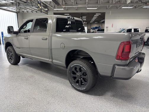 2025 RAM 2500 Laramie Crew Cab 4x4 6'4' Box