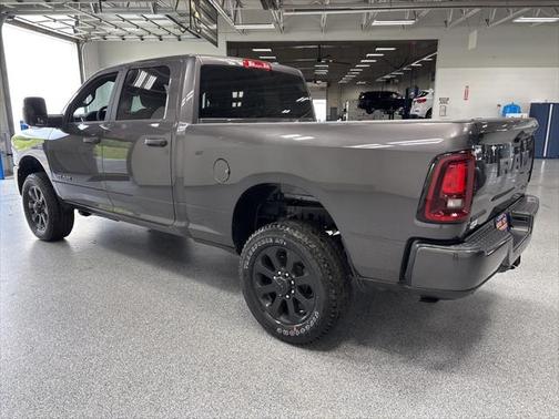 2025 RAM 2500 Big Horn Crew Cab 4x4 6'4' Box