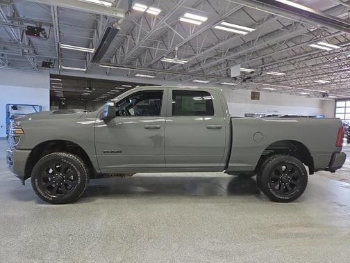 2026 RAM 2500 Laramie Crew Cab 4x4 6'4' Box