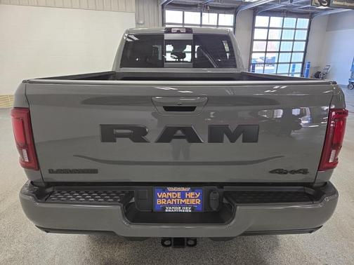 2026 RAM 2500 Laramie Crew Cab 4x4 6'4' Box