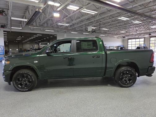 Serrano-Green Metallic Exterior Paint 2026 RAM 1500 Big Horn/Lone Star