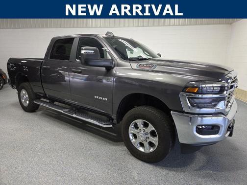 Granite Crystal Metallic Clearcoat 2025 RAM 2500 Big Horn Crew Cab 4x4 6'4' Box