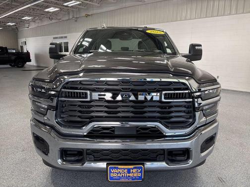 Granite Crystal Metallic Clearcoat 2025 RAM 2500 Big Horn Crew Cab 4x4 6'4' Box
