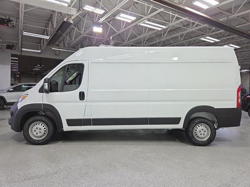 Bright White 2026 RAM ProMaster 2500 High Roof