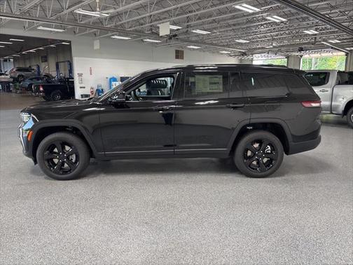 2025 Jeep Grand Cherokee Limited X
