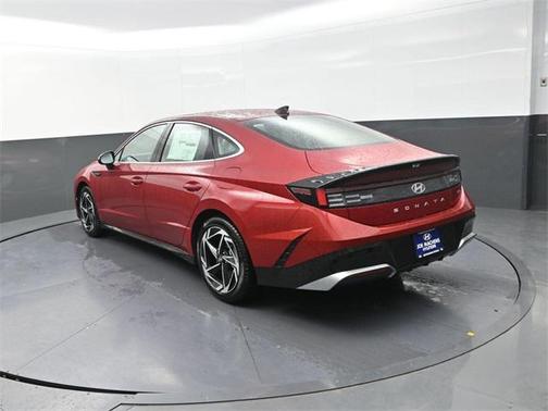 2026 Hyundai SONATA SEL