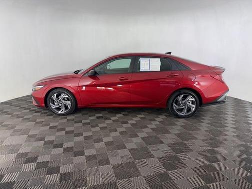 2025 Hyundai ELANTRA Sport