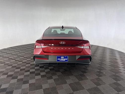 2025 Hyundai ELANTRA Sport
