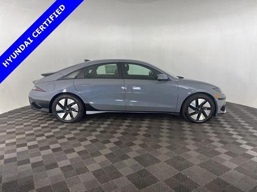 2024 Hyundai IONIQ 6 SE