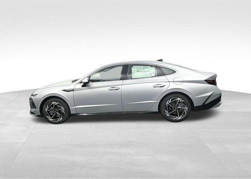 Aero Silver 2026 Hyundai SONATA SEL