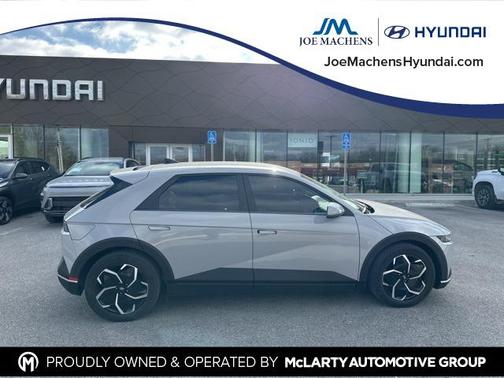 2022 Hyundai IONIQ 5 SEL