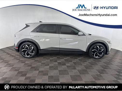 2022 Hyundai IONIQ 5 SEL