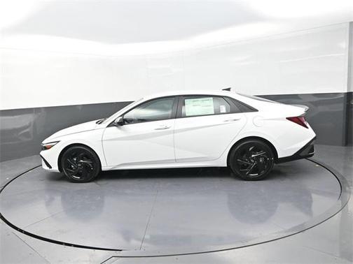 2026 Hyundai ELANTRA Sport