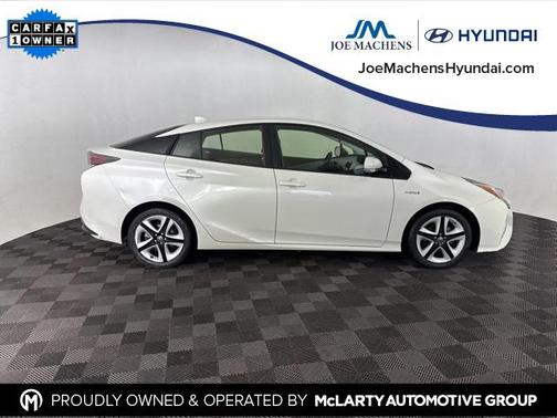 2017 Toyota Prius Three Touring