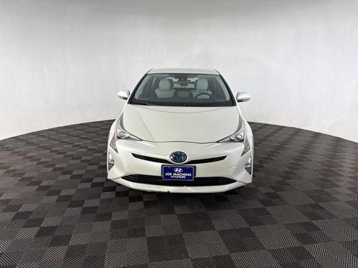 2017 Toyota Prius Three Touring